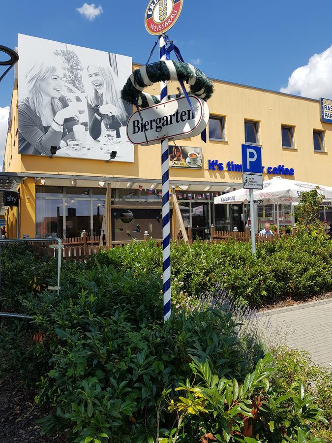 Zum Eichenzeller Hotel Exterior photo